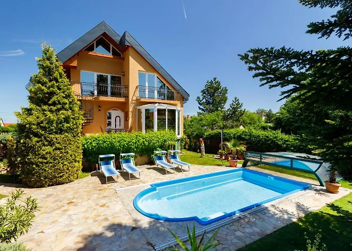 Szabo By Interhome Case de vacanță *