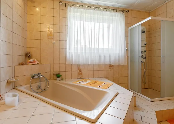 Szabo By Interhome Case de vacanță